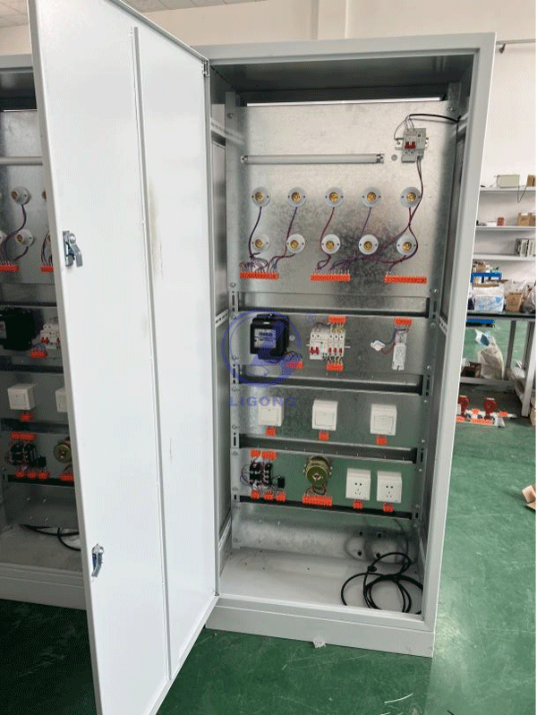 中級電工實(shí)訓(xùn)考核設(shè)備